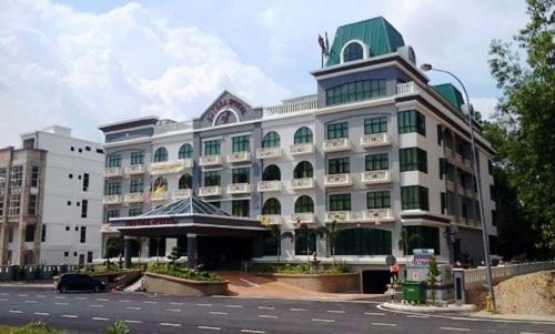 โรงแรมซูเทร่า เซเรมบัน ภายนอก รูปภาพ